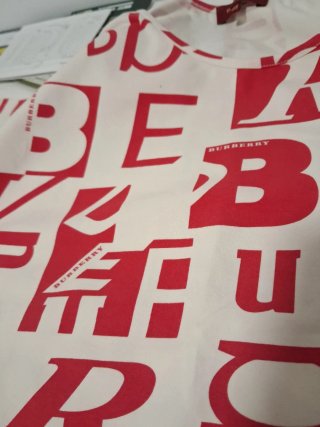 Camiseta Burberry Talla 48, como nueva