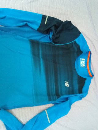 Lote de 4 Camisetas Deportivas