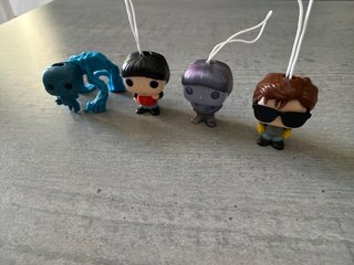 Mini Figuras Stranger Things Kinder