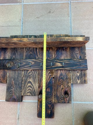 Mueble rústico de madera