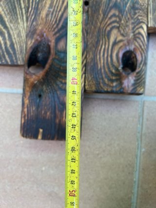 Mueble rústico de madera