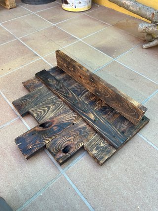 Mueble rústico de madera