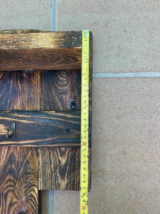 Mueble rústico de madera