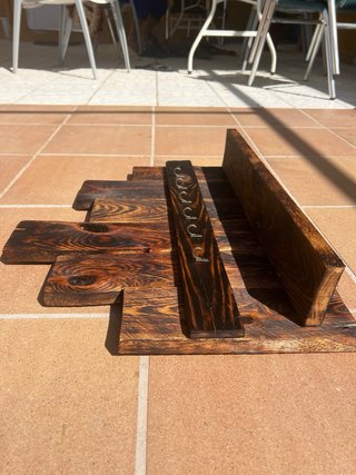 Mueble rústico de madera