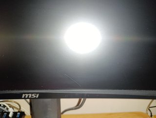 MSI MAG 27 Curvo