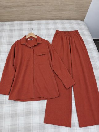 Conjunto Adolfo Domínguez
