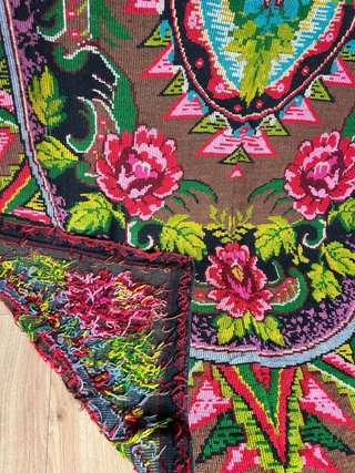 Tappeto lana vintage floreale