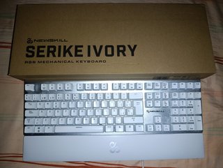 Teclado Mecánico Newskill Serike Ivory RGB