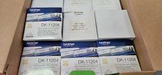 Lote de 24 rollos etiquetas Brother DK-11204