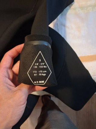Neopreno Volcom 4/3