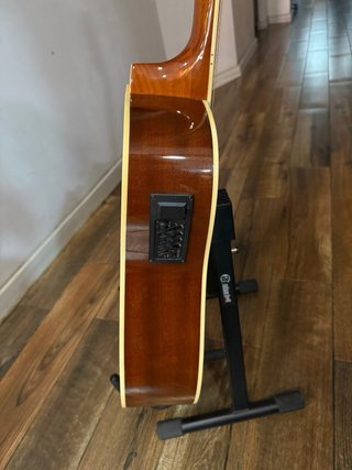 Guitarra Electroacústica Harley Benton