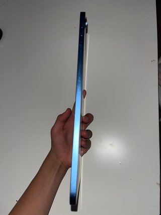 iPad 10ª Generación Azul pantalla rota funciona