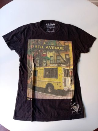 Camiseta Pull&Bear Negra Estampada Talla S
