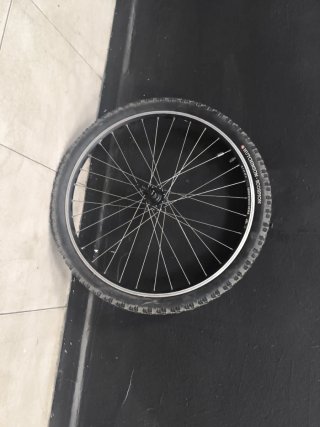 Rueda Hutchinson Scorpion para Bicicleta