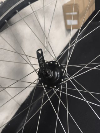 Rueda Hutchinson Scorpion para Bicicleta
