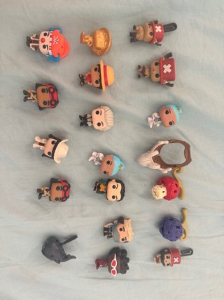 Lote de 19 figuras One Piece Kinder Joy