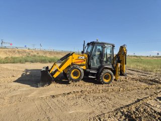 Trabajos con Excavadora