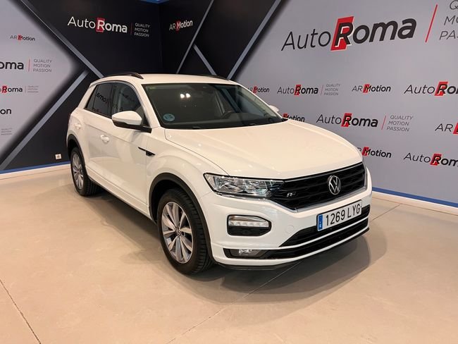 Volkswagen T-Roc 2022, foto 1