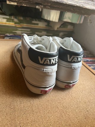 Zapatillas VANS Caña Alta Cuero Blancas Talla 44.5