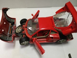 Ferrari F40 1/18