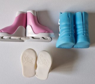 Lote 3 pares de botas para muñeca Nancy