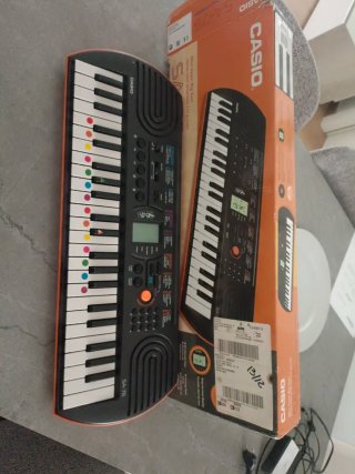 Piano Casio SA-76 Electrónico