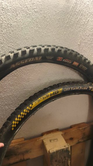 Set de 3 Neumáticos para Bicicleta
