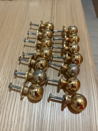 Pomos dorados para puertas (14 unidades)