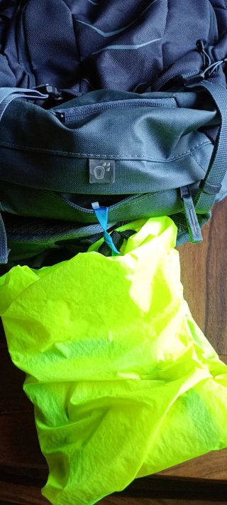 Mochila Deuter Attack 20
