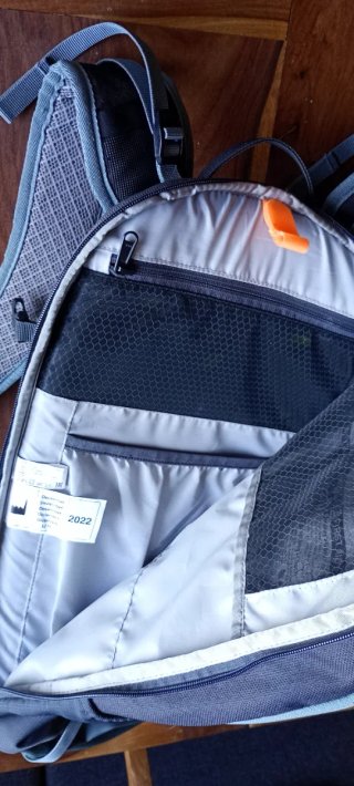 Mochila Deuter Attack 20