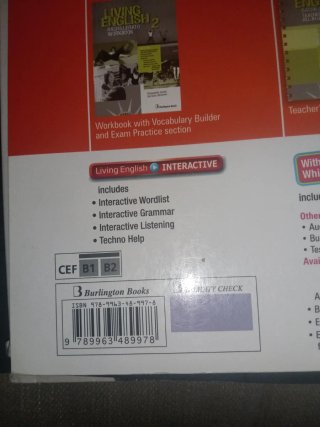 Living English 2 Bachillerato. Student's book