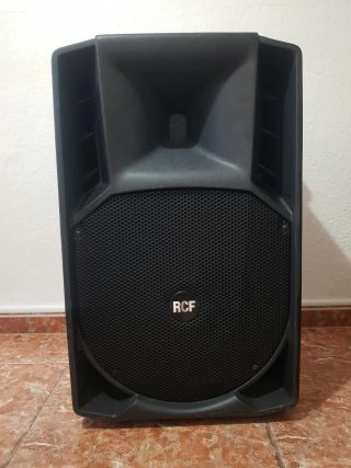 Altavoz RCF Art 715-A activo 15 pulgadas