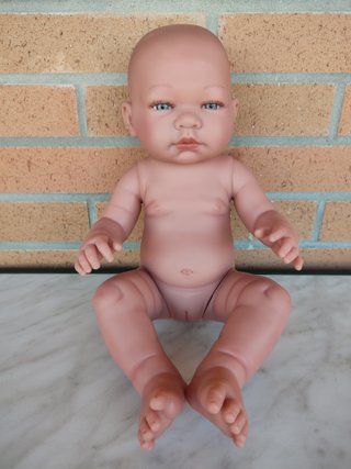 Muñeca Bebe Angela Simon