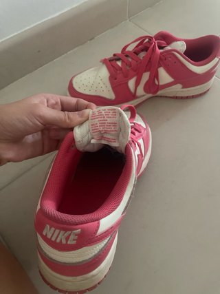 Zapatillas Nike Dunk Low Rosa y Blanco