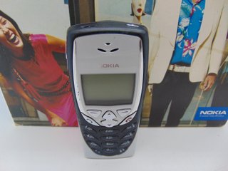 NOKIA 8310 2 BATERIAS (183988)