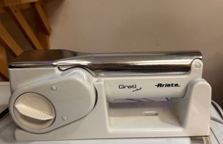 Rallador Eléctrico Ariete Gratì Metal