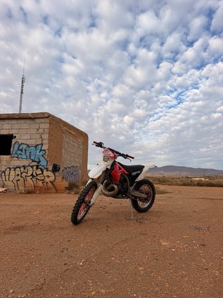 GasGas 250cc 2T matriculada – Impecable