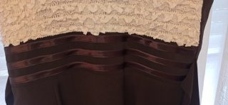 Vestido de Invitada Marrón y Beige