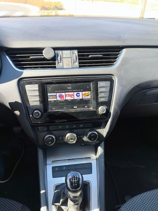 Skoda Octavia 15-16. Impecable. Correa nueva