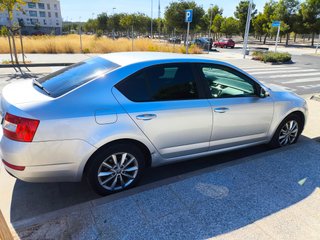 Skoda Octavia 15-16. Impecable. Correa nueva