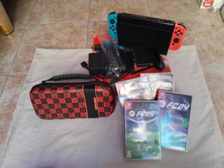Nintendo Switch OLED con Juegos y Funda