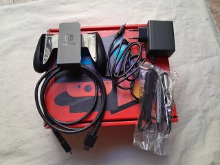 Nintendo Switch OLED con Juegos y Funda