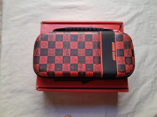 Nintendo Switch OLED con Juegos y Funda
