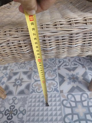 Sillón de mimbre para exterior