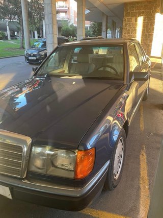 Mercedes-Benz Clase E 1990