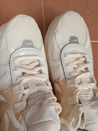 Zapatillas Nike VK2 Run.nuevas a estrenar.