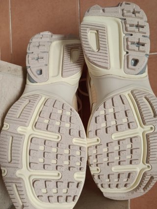 Zapatillas Nike VK2 Run.nuevas a estrenar.