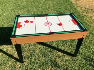 Futbolín, billar, ping-pong, bolos, *