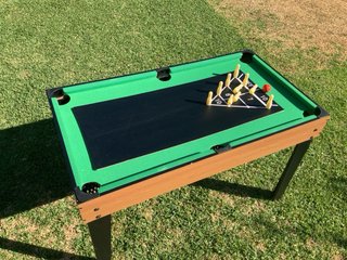 Futbolín, billar, ping-pong, bolos, *