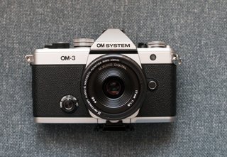 Cámara OM System OM-3 - condicion impecable!